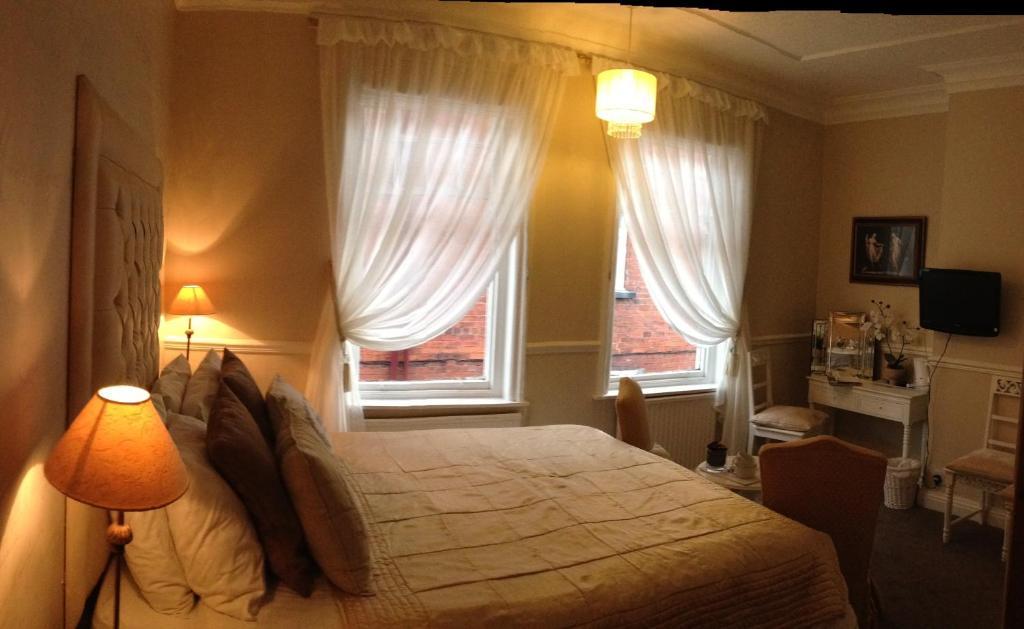 The Hollies Bed & Breakfast Fulford  Room photo